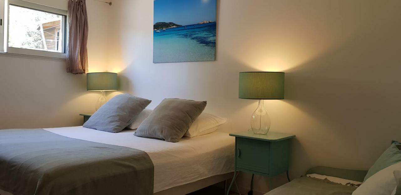 Chambres D'Hotes Caseddu Di Poggiale Figari  Eksteriør billede